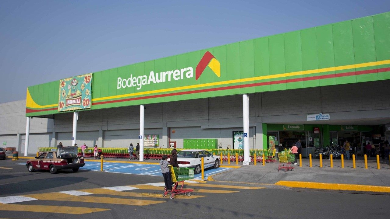 What are Skype's overseas screening and digital marketing strategies?